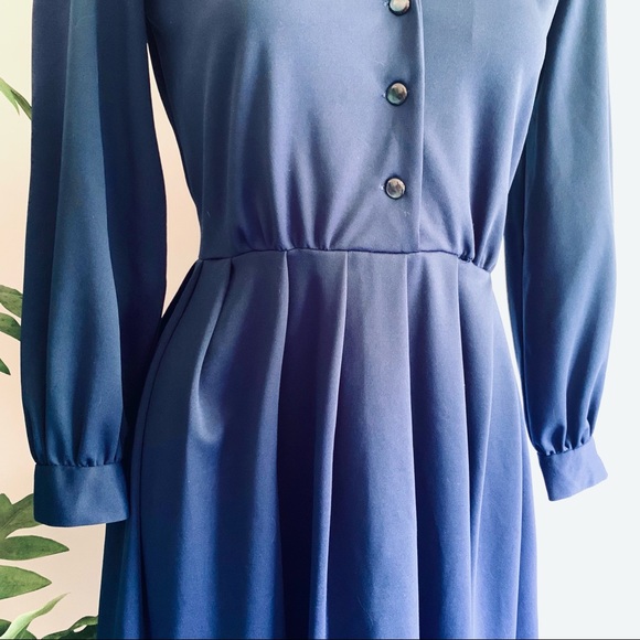 Vintage Dresses V I N T A G E Cottagecore Modest Flower Pleated